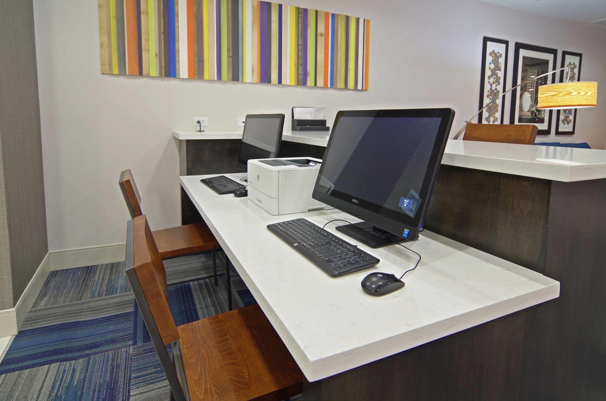 Holiday Inn Express & Suites - Phoenix North - Scottsdale By Ihg מראה חיצוני תמונה